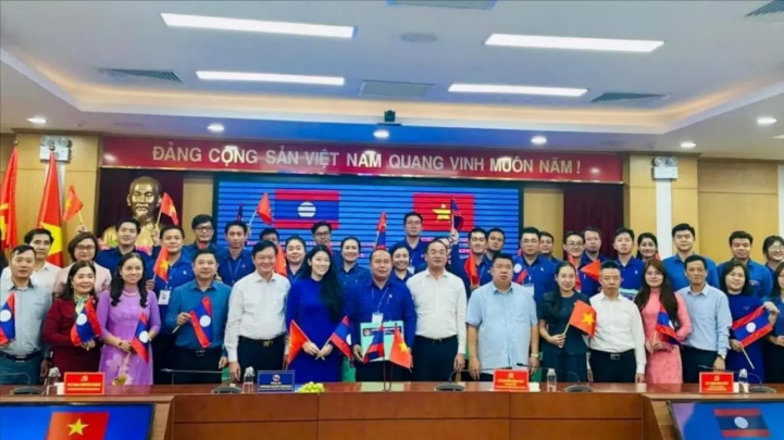 Thắt chặt tình hữu nghị Việt - Lào 